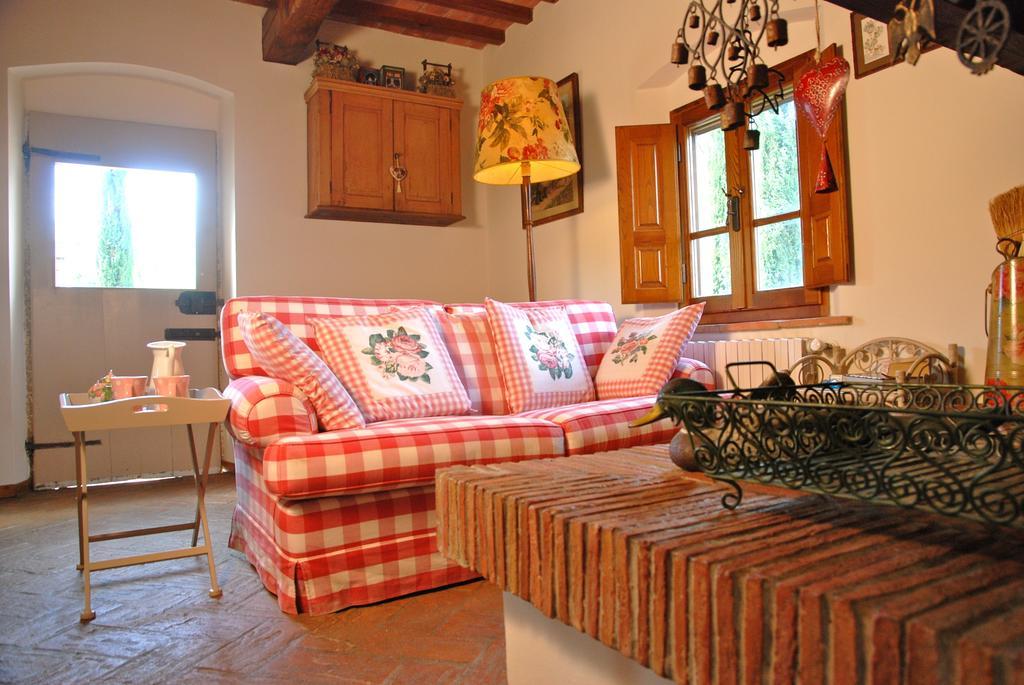 Appartamento Con Patio Privato E Giardino Tra Pisa E Firenze 帕拉亚 客房 照片