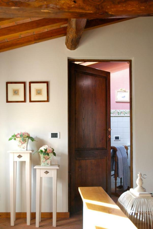 Appartamento Con Patio Privato E Giardino Tra Pisa E Firenze 帕拉亚 外观 照片