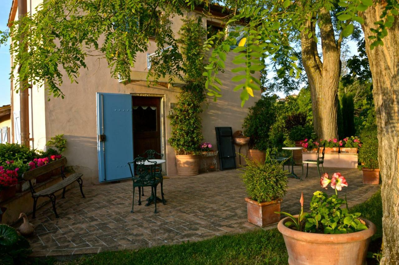 Appartamento Con Patio Privato E Giardino Tra Pisa E Firenze 帕拉亚 外观 照片